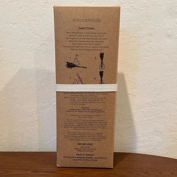 Lilac Reed Diffuser - Picture 2 of 4